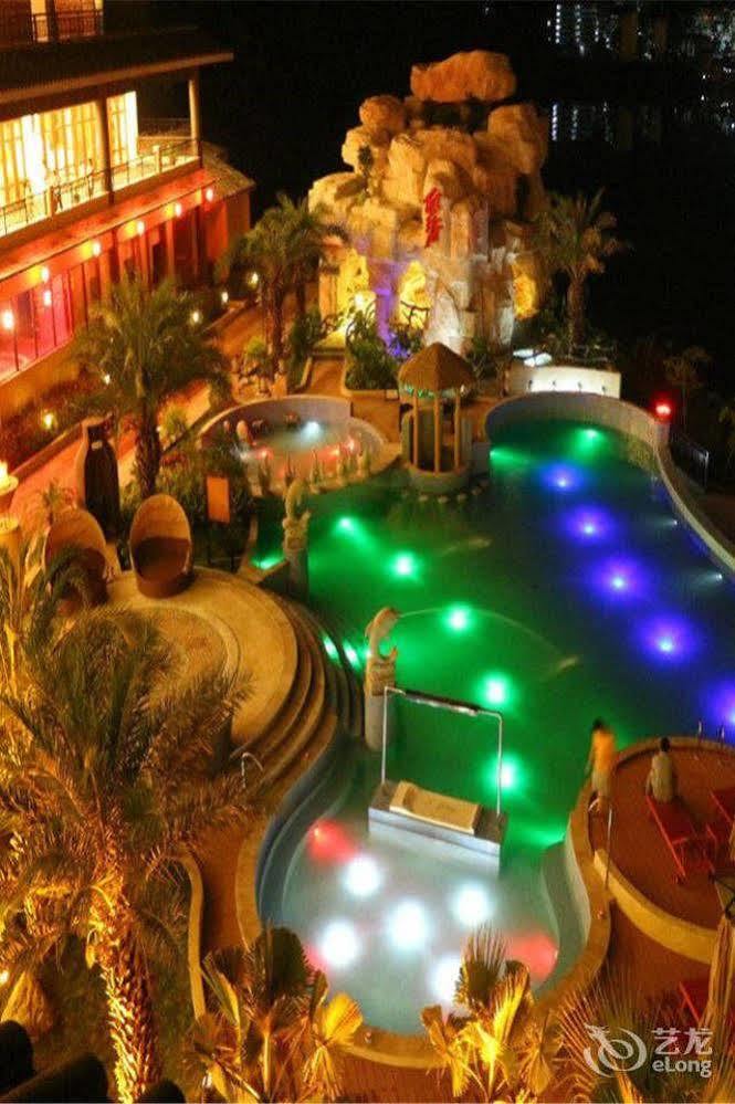 Liuzhou Sanjiangxian Dongxiangguo Hotel エクステリア 写真