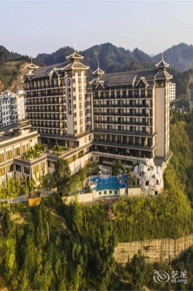 Liuzhou Sanjiangxian Dongxiangguo Hotel エクステリア 写真